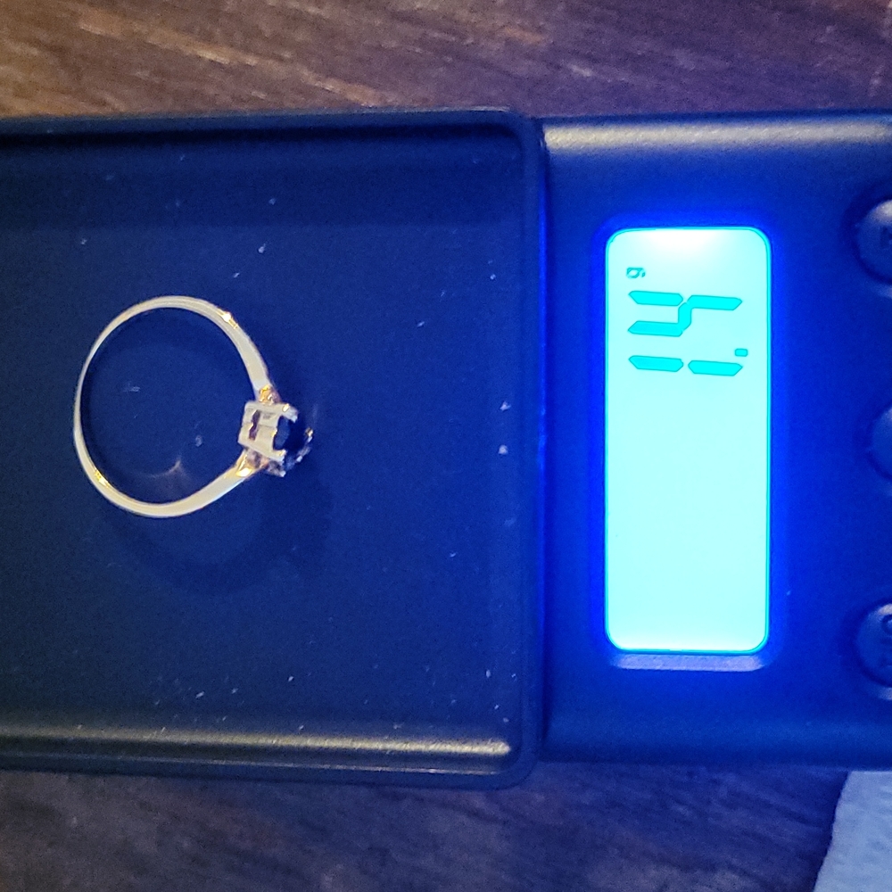 14kt blue stone ring